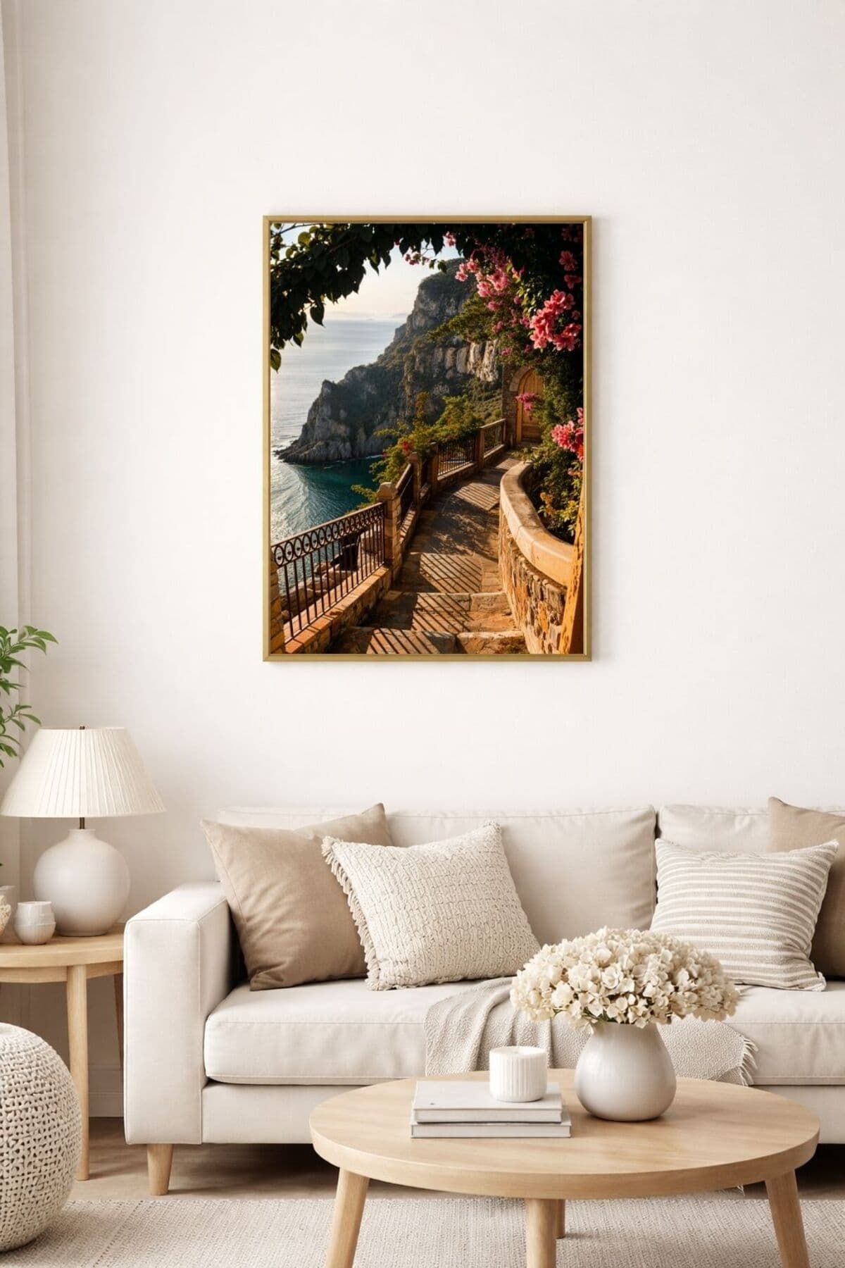 Amalfi Sahili - Gerçek Cama Baskılı Gold Alüminyum Metal Çerçeveli Tekli Dekoratif Tablo