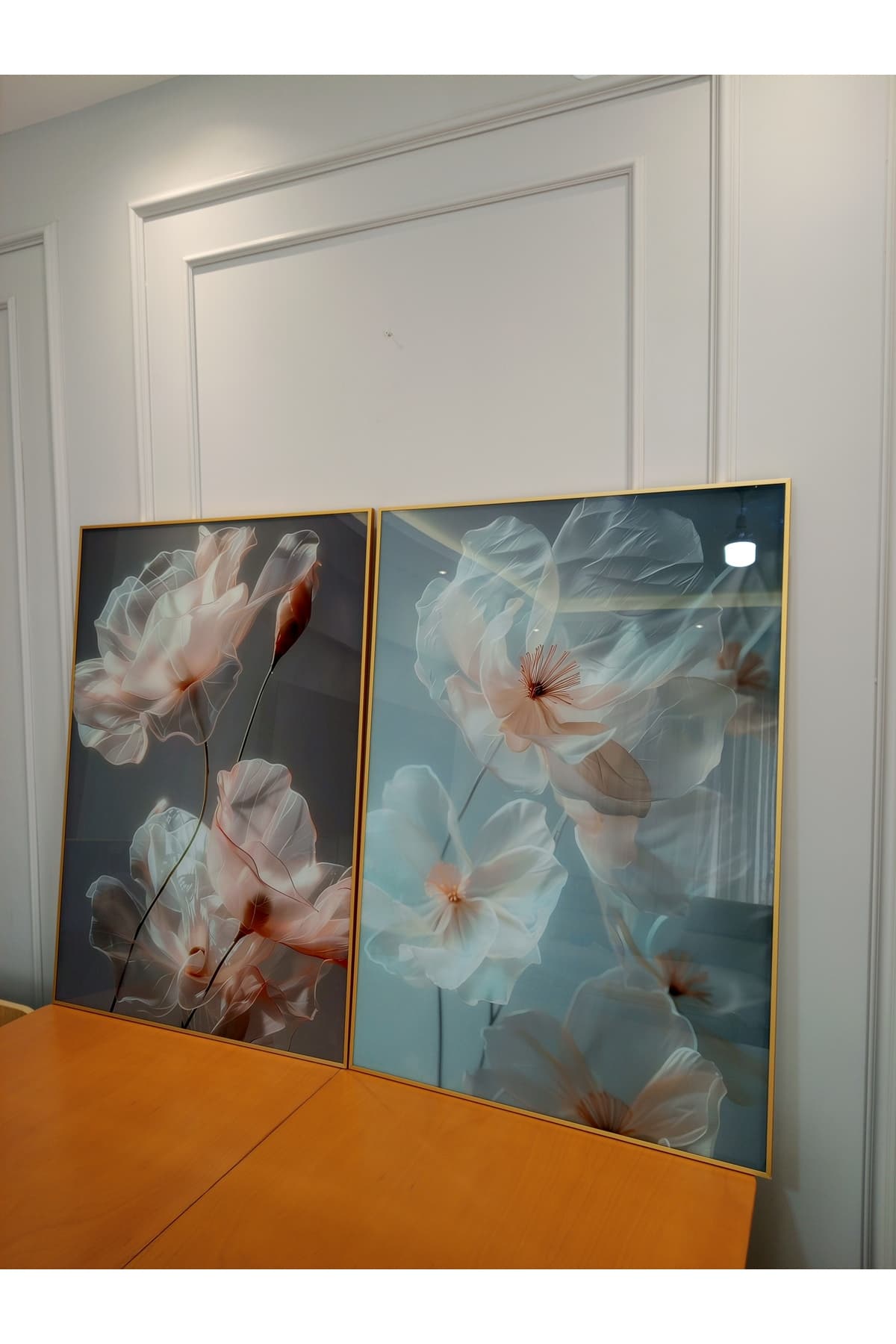 Serenity Floral – Gerçek Cama Baskı Gold Alüminyum Metal Çerçeveli 2'li Modern Tablo görsel 7